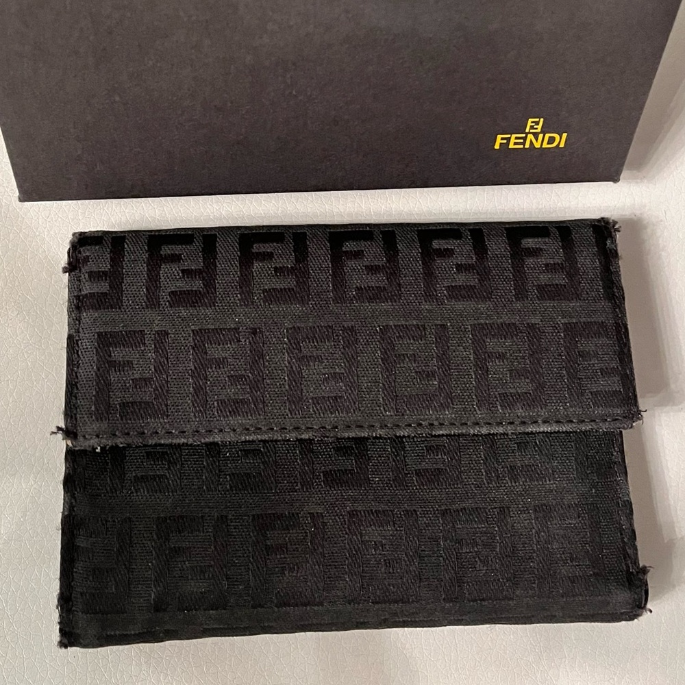 FENDI wallet